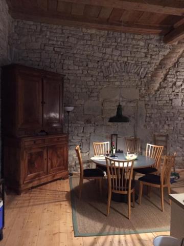 La Maison Du Voyageur 1546 Passavant Esterno foto